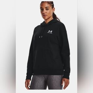 UNDER ARMOR ESSENTIAL FLEECE ✨️  WOMANS XL SWEATS AND HOODIE